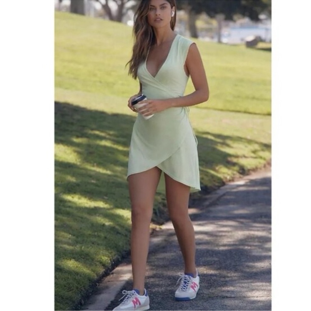 Daily Practice by Anthropologie Montauk V-Neck Lime Green Surplus Dress Active